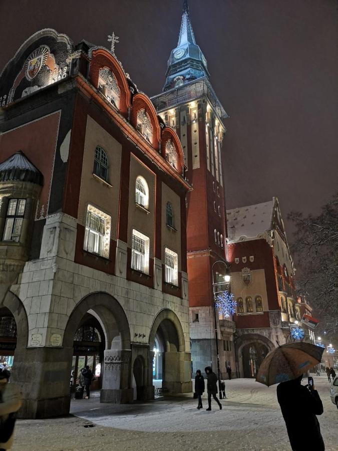 Smiley 2 - Subotica Centar Exterior foto